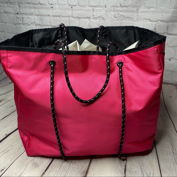 VICTORIA’S SECRET Tote Bag - Picture 2 of 10